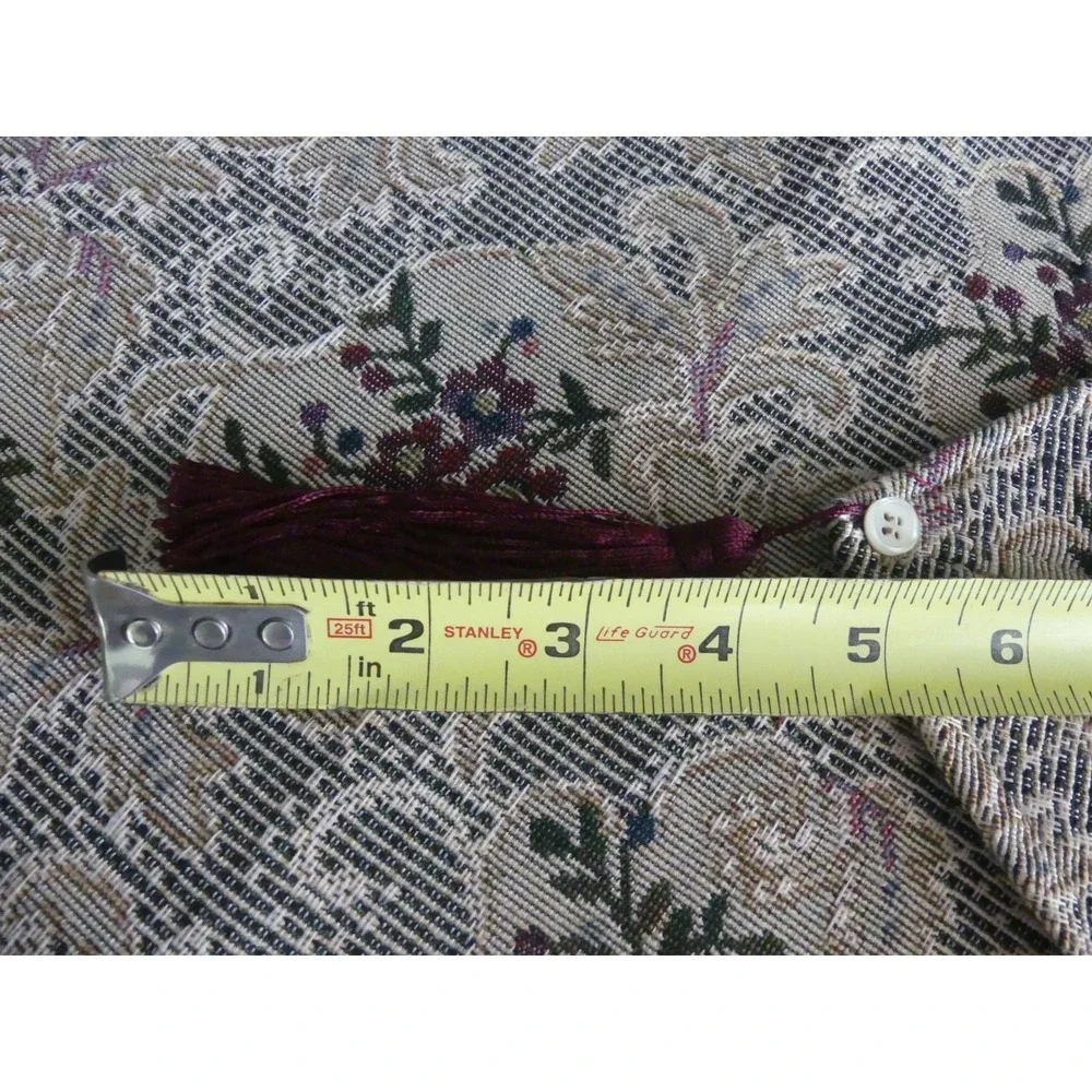 Vtg Victorian‎ Style Woven Tapestry Floral Table Runner Removeable Tassels 18x68